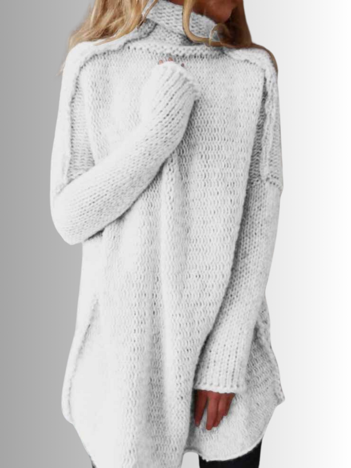 Amy Victoria | Modern winter sweater in comfortable fabric