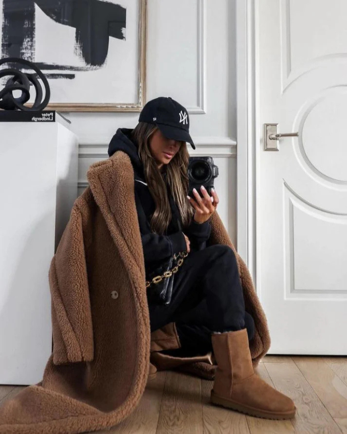 Amy Victoria | Long teddy coat