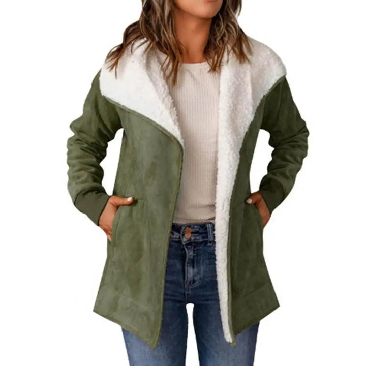 Amy Victoria | Plush coat in winter color