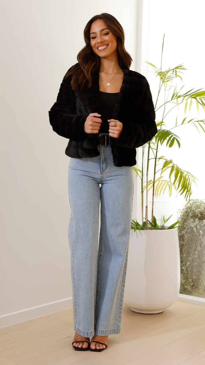 Amy Victoria | Teddy crop jacket, line pattern