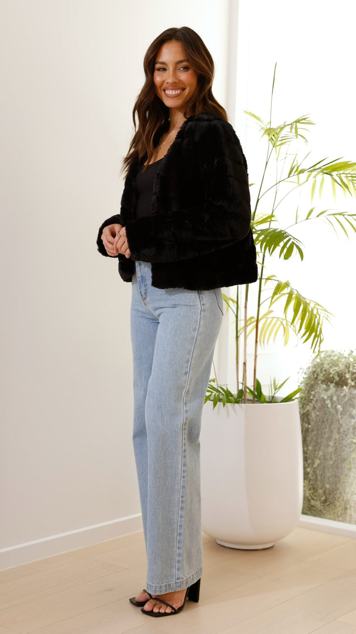 Amy Victoria | Teddy crop jacket, line pattern