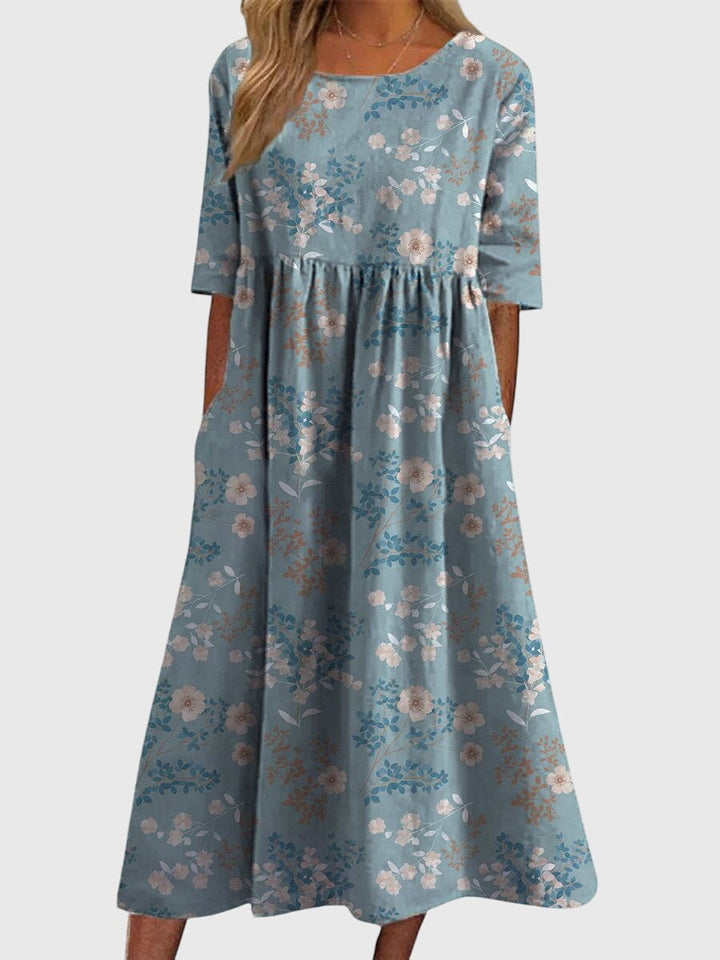 Amy Victoria | Flattering Dress