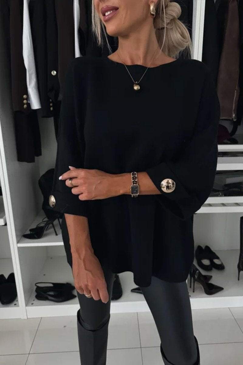 Amy Victoria | Knitted sweater with button detail and half sleeves