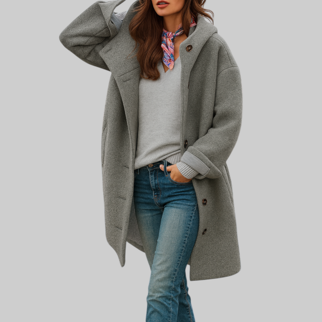 Amy Victoria | Cozy mid-length coat