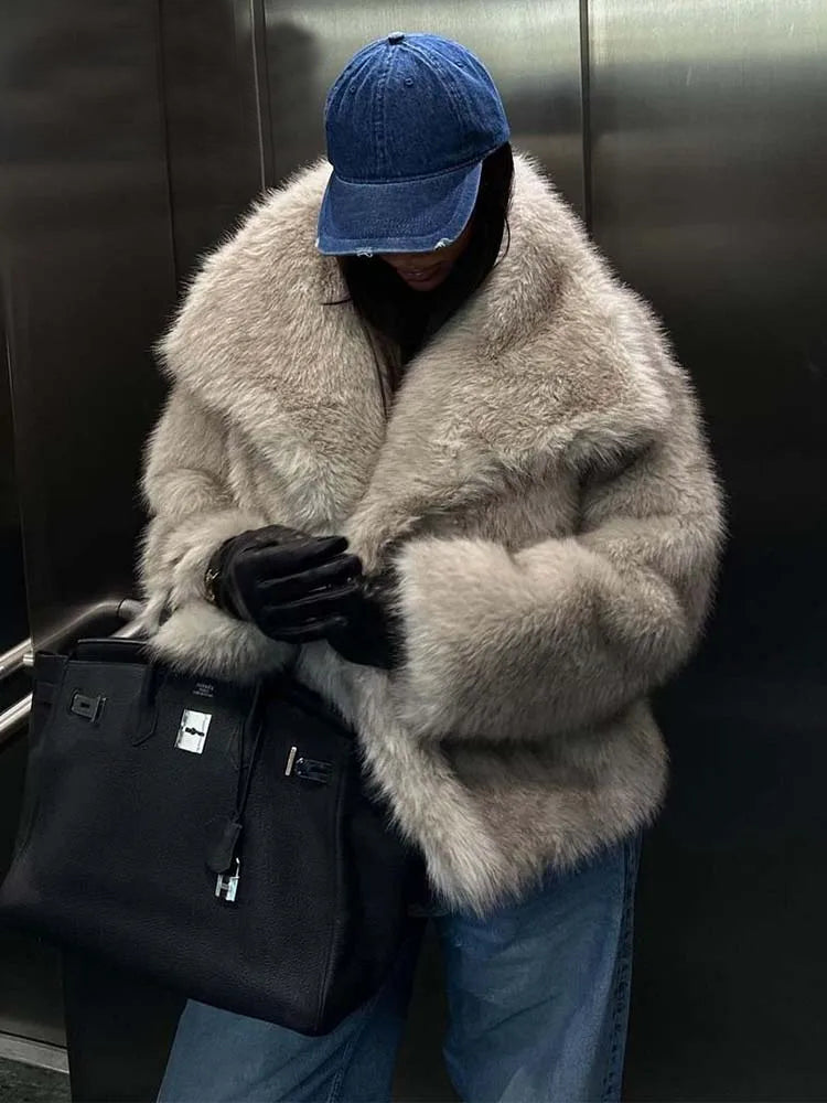 Amy Victoria | Casual winter coat for women