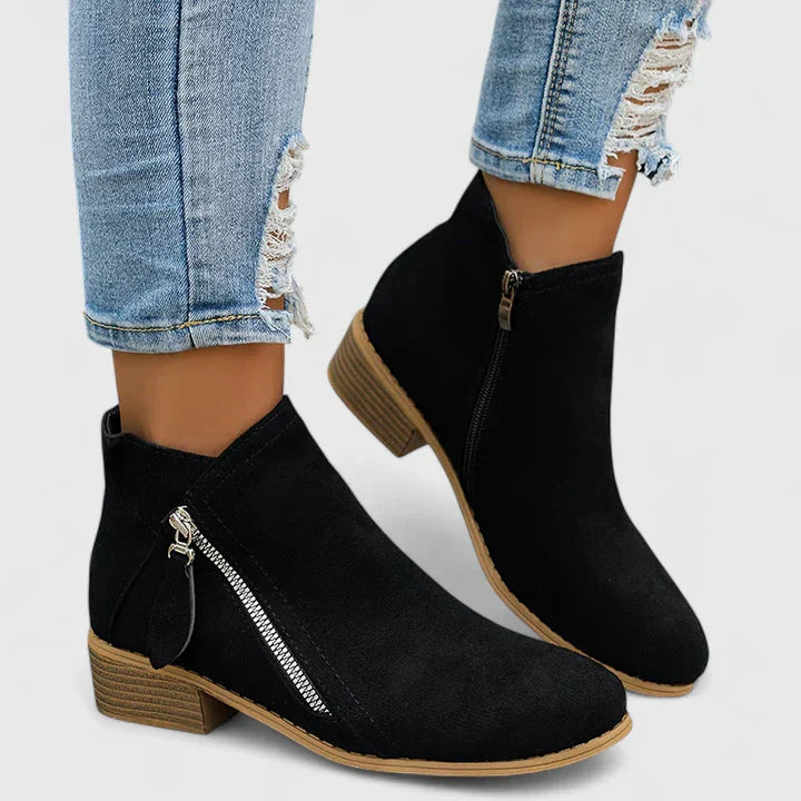 Amy Victoria | Sophisticated Boots