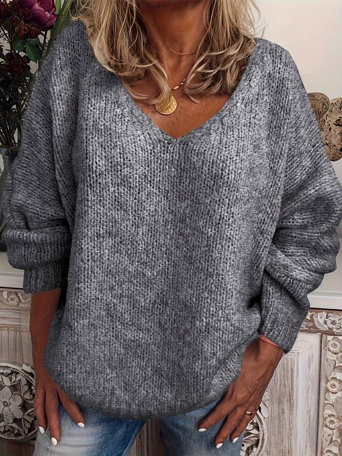 Amy Victoria | Knitted V-neck sweater