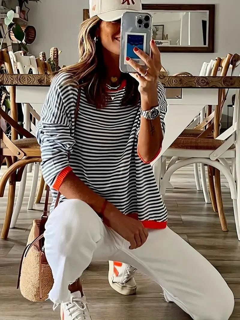 Amy Victoria | Sweater with oversized stripes