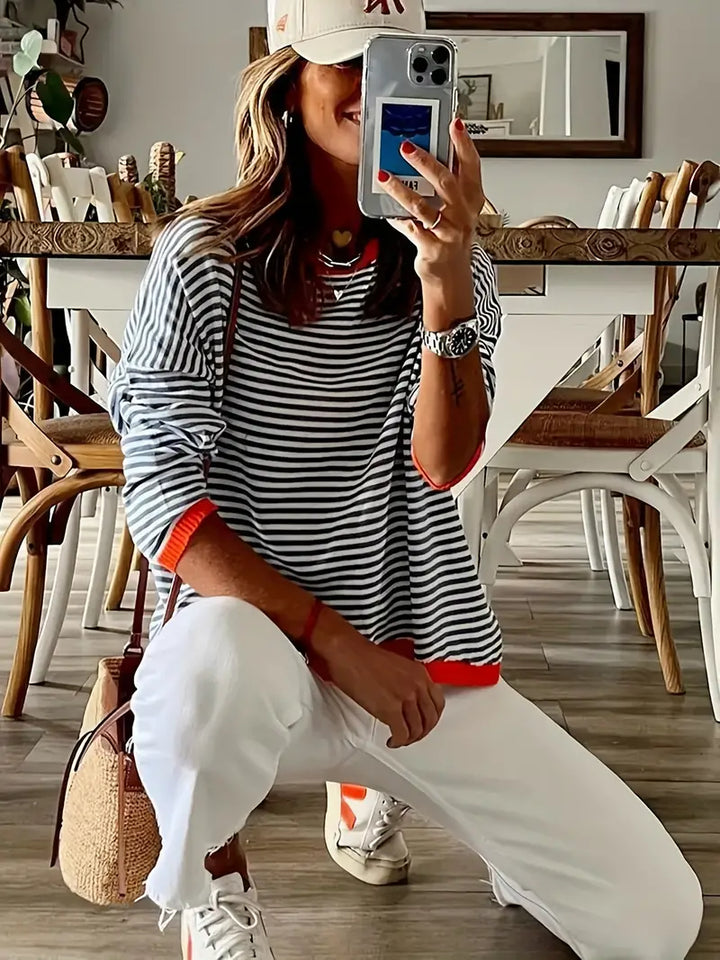 Amy Victoria | Sweater with oversized stripes