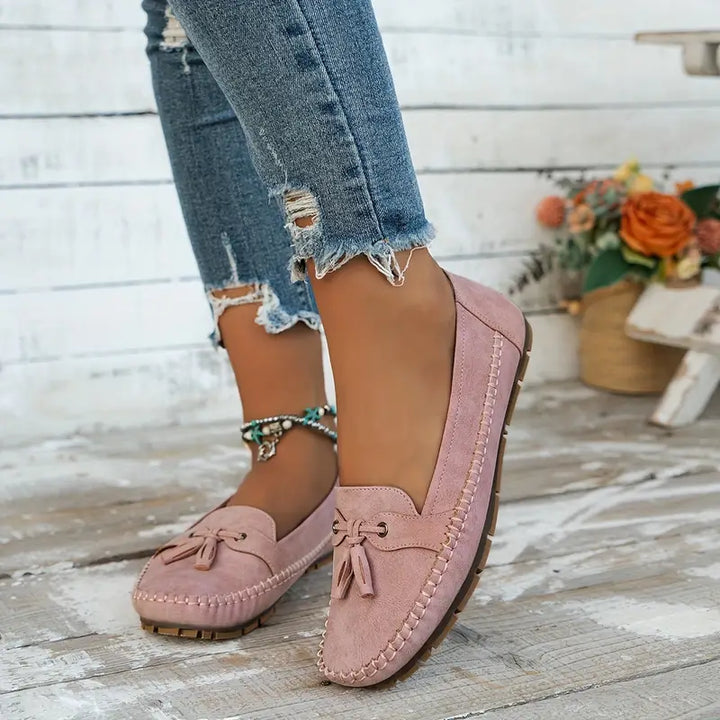 Amy Victoria | Comfortable Soft Moccasins