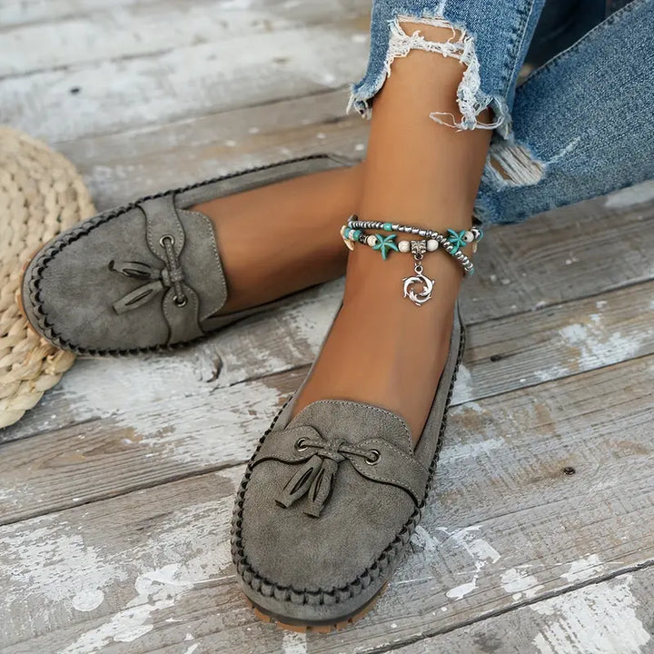 Amy Victoria | Comfortable Soft Moccasins