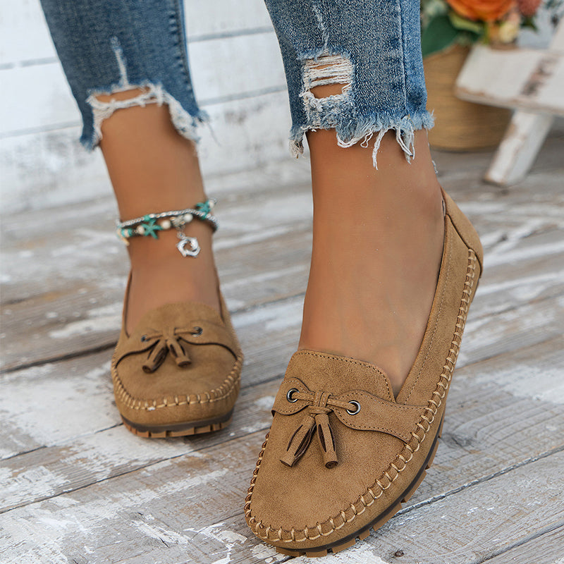 Amy Victoria | Comfortable Soft Moccasins