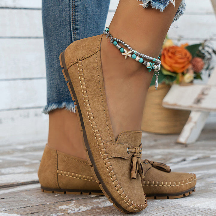 Amy Victoria | Comfortable Soft Moccasins