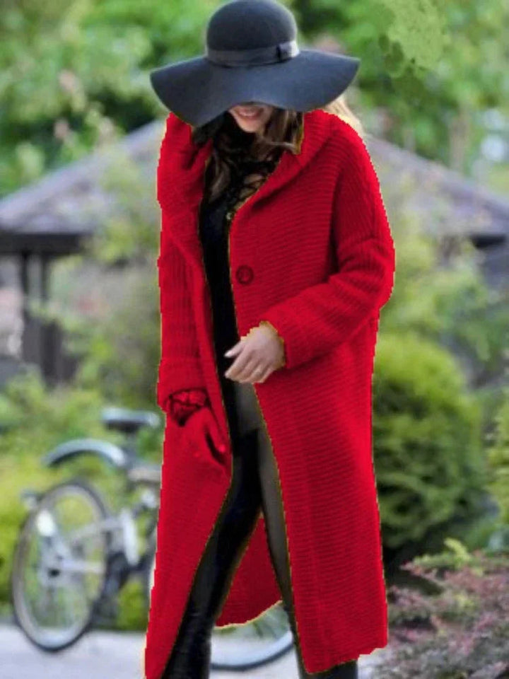 Amy Victoria | Elegant knee-length coat