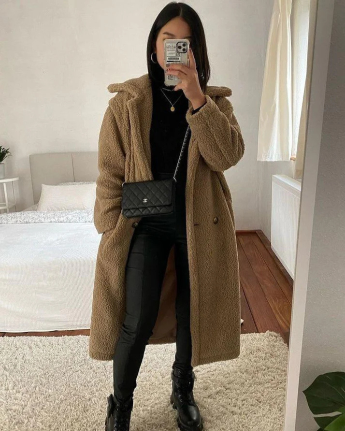 Amy Victoria | Long teddy coat