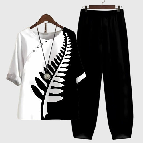 Amy Victoria | Comfortable Two Piece Set