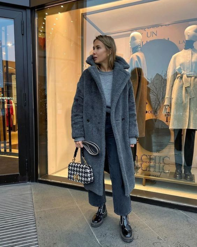 Amy Victoria | Long teddy coat