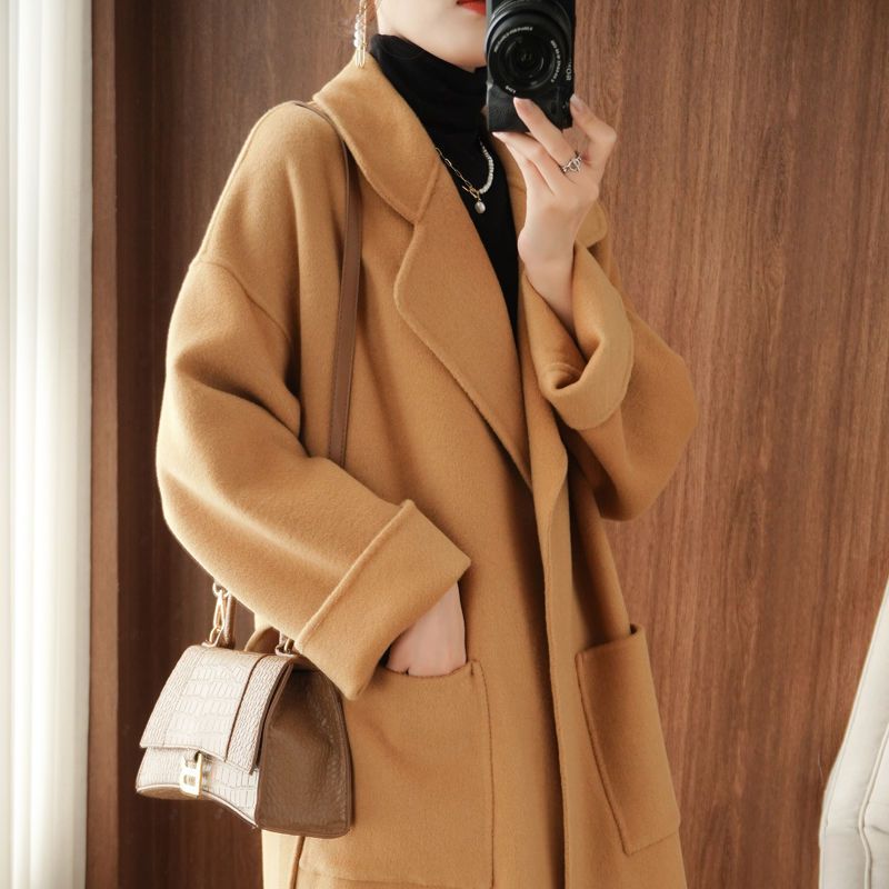 Amy Victoria | Comfortable long coat
