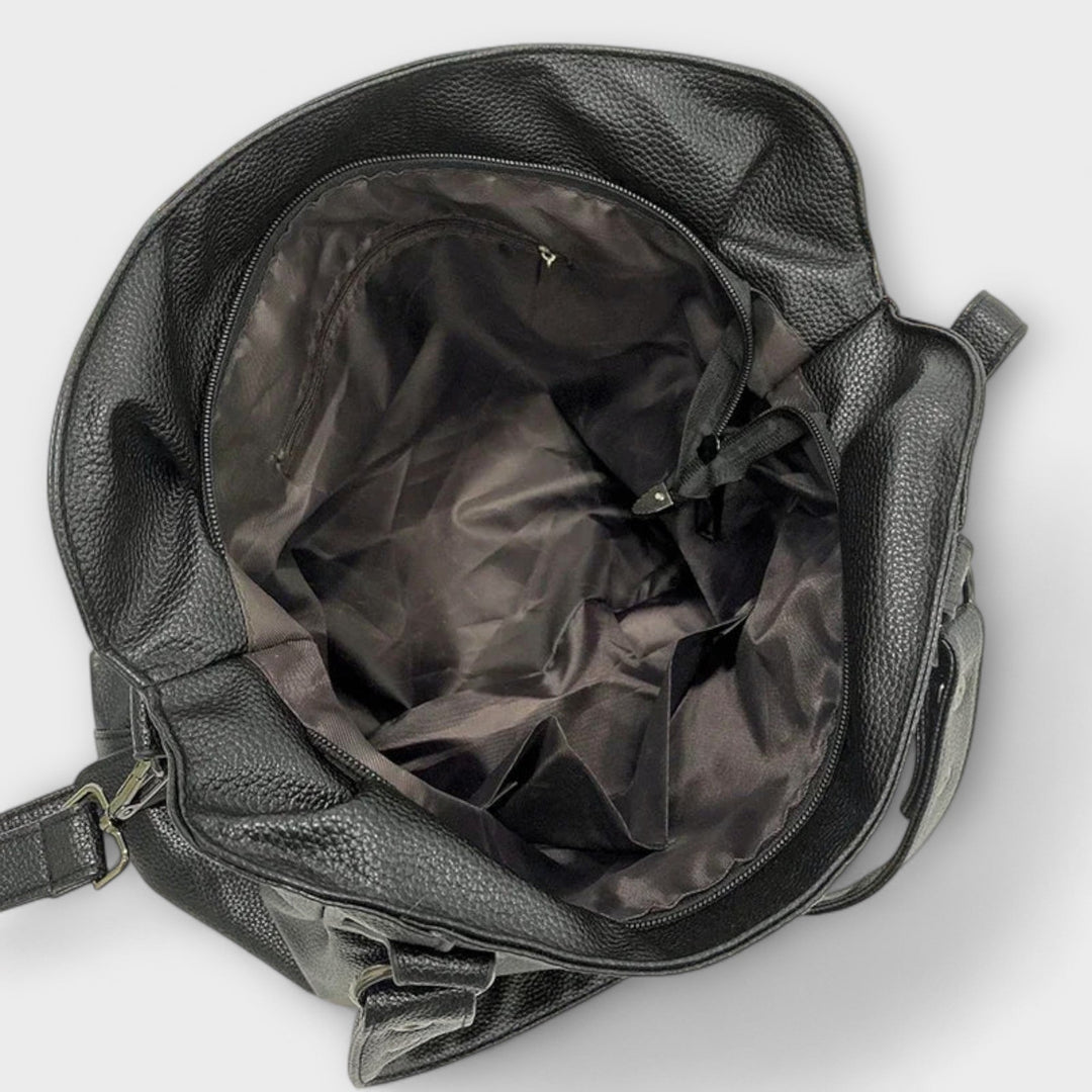 Amy Victoria | Hobo Shoulder Bag