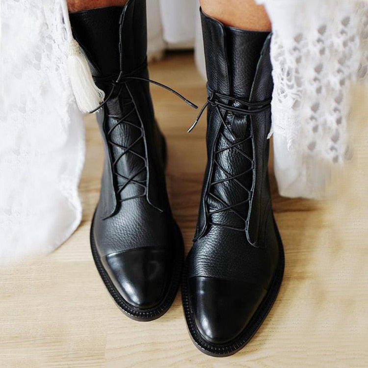 Amy Victoria | Heeled Boots in Premium Quality