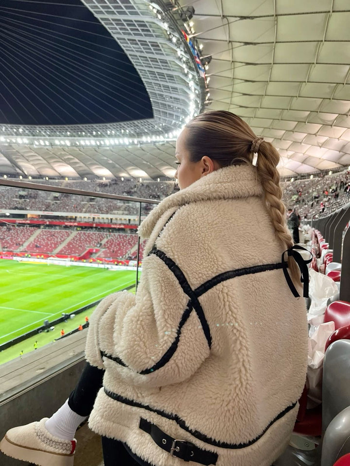 Amy Victoria | Teddy coat