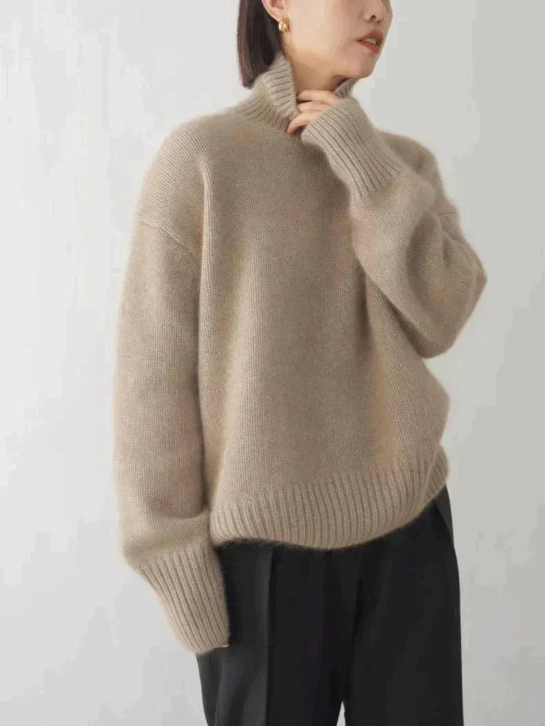 Amy Victoria | Cashmere Turtleneck Sweater