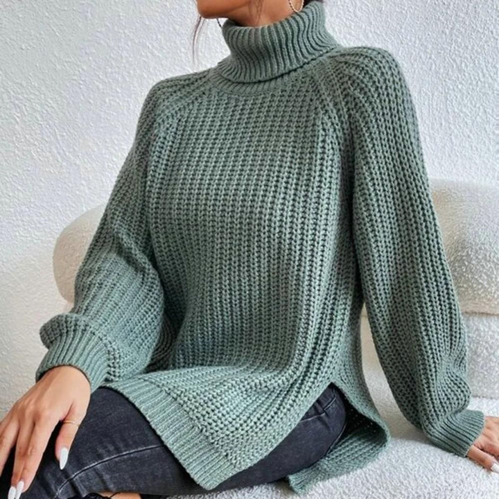 Amy Victoria | Elegant turtleneck sweater