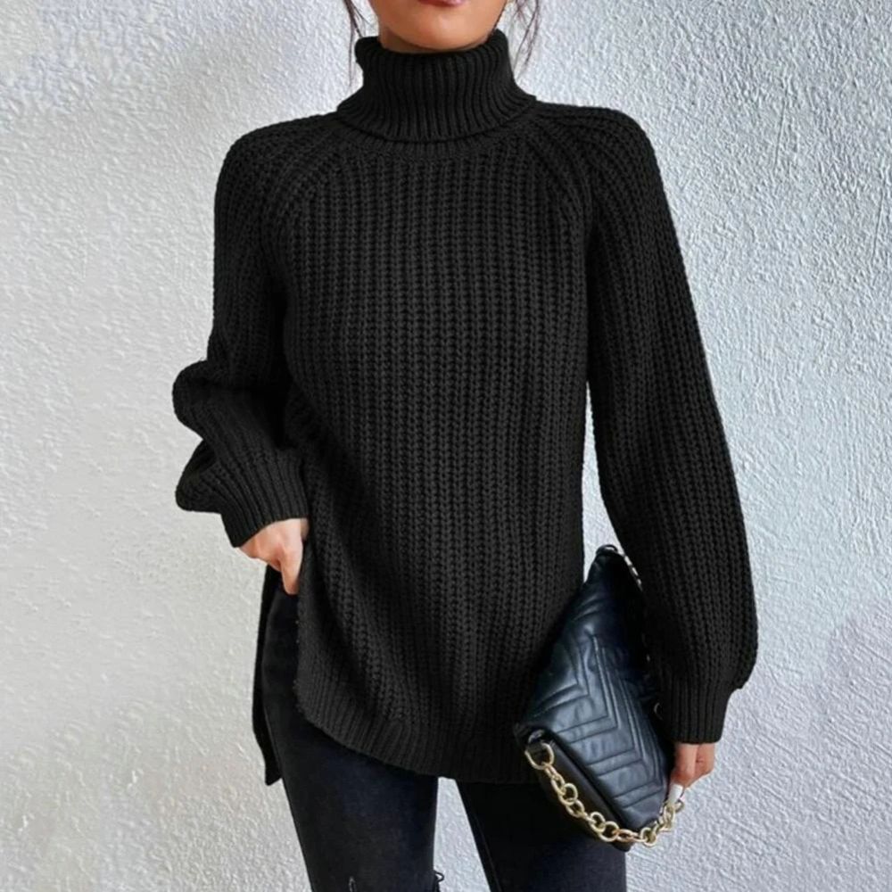 Amy Victoria | Elegant turtleneck sweater