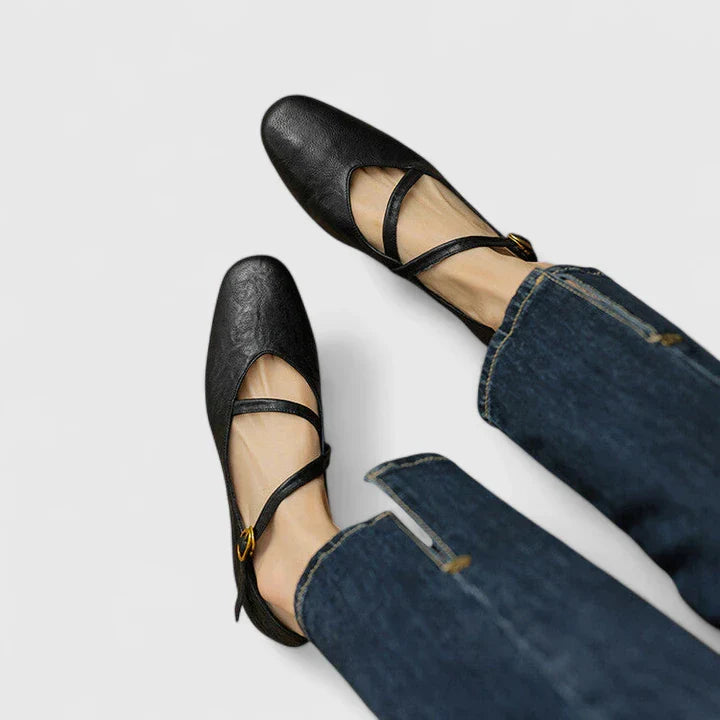 Amy Victoria | Orthopedic Flat Shoes