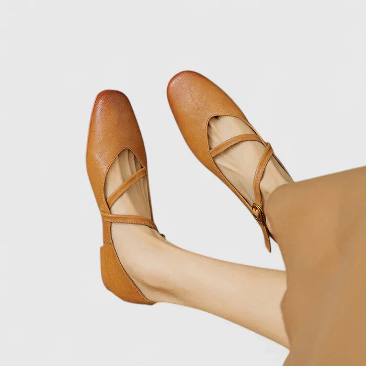 Amy Victoria | Orthopedic Flat Shoes