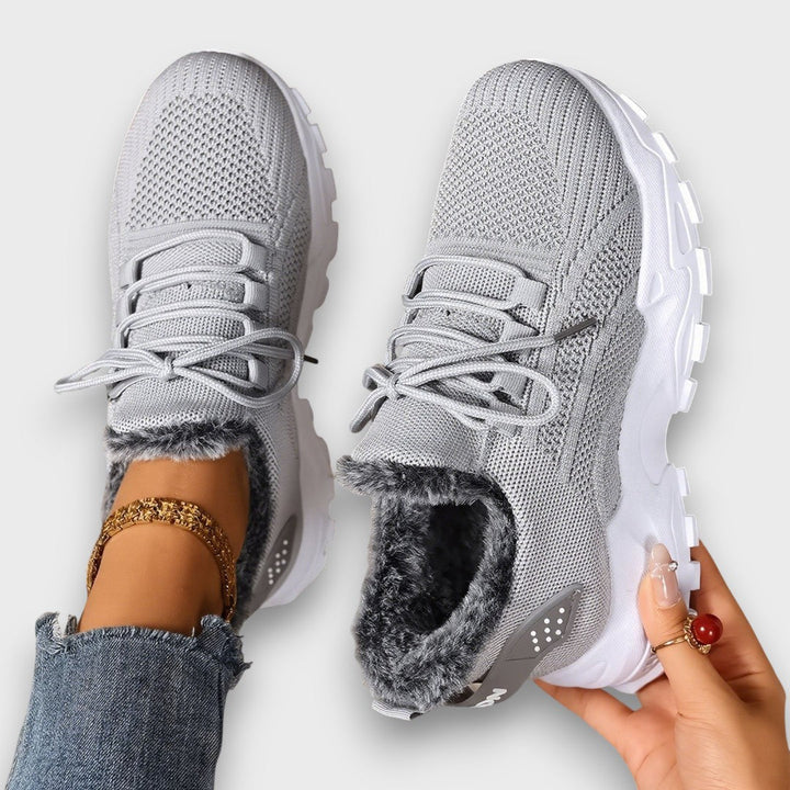 Amy Victoria | Lace-Up Winter Sneakers