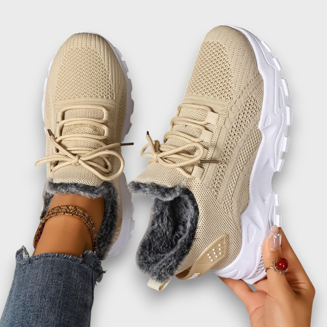 Amy Victoria | Lace-Up Winter Sneakers