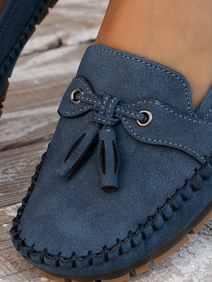 Amy Victoria | Comfortable Soft Moccasins