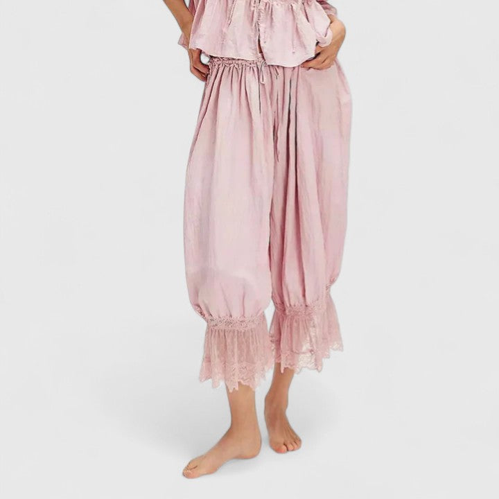 Amy Victoria | Comfortable Trousers