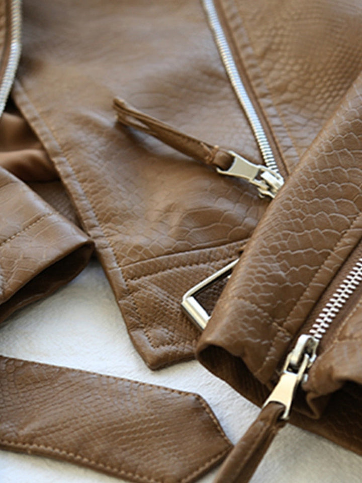 Amy Victoria | Winter coat, elegant design