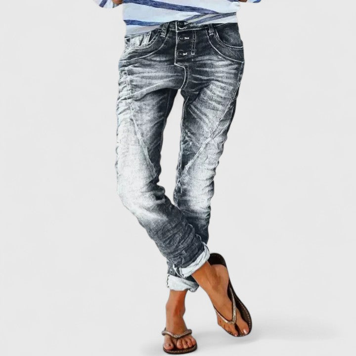 Amy Victoria | Comfortable Pants