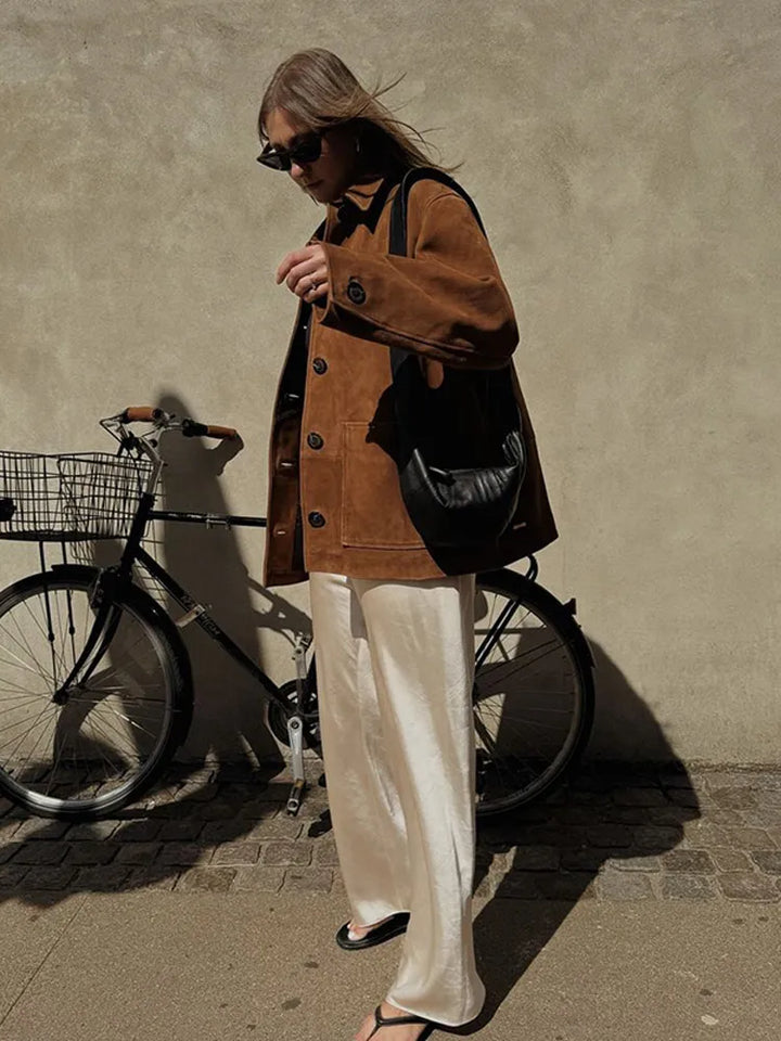 Amy Victoria | Retro coat with lapel collar