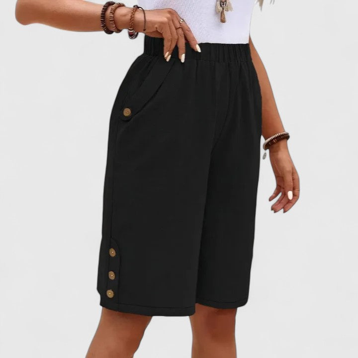 Amy Victoria | Comfortable Shorts