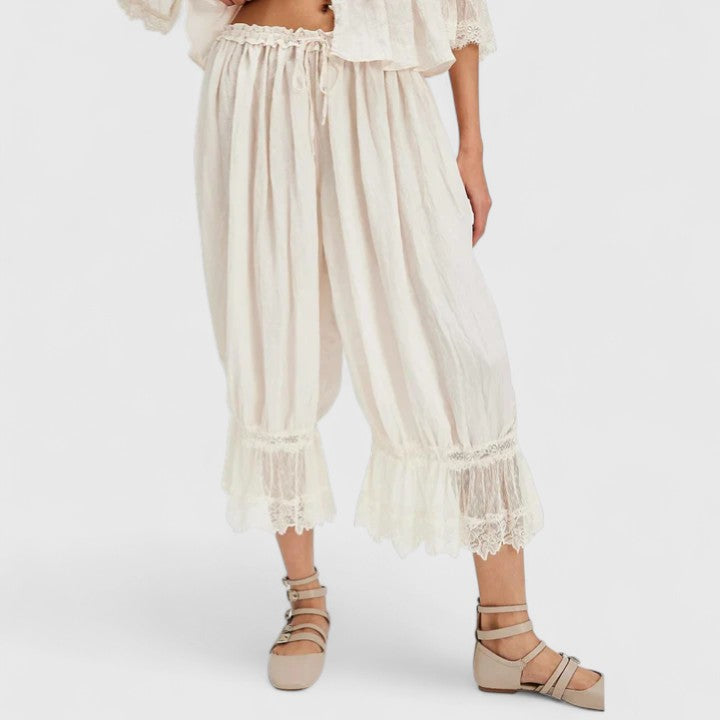 Amy Victoria | Comfortable Trousers