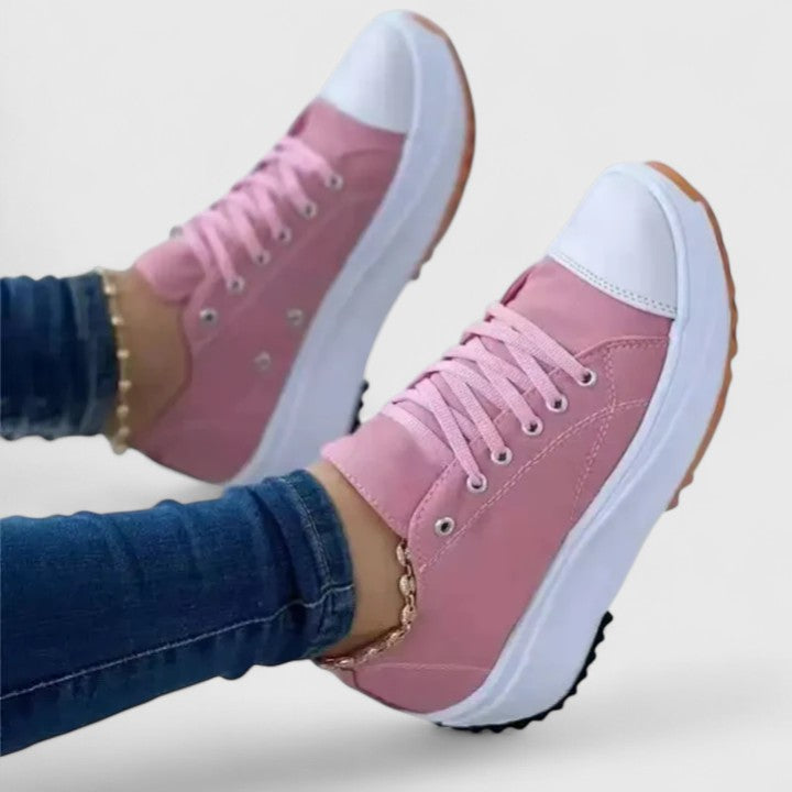 Amy Victoria | Comfortable Sneakers