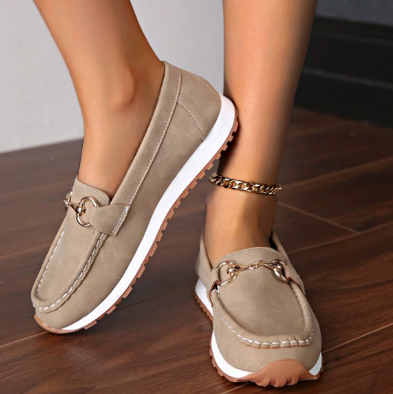 Amy Victoria | Flat Buckle Loafers