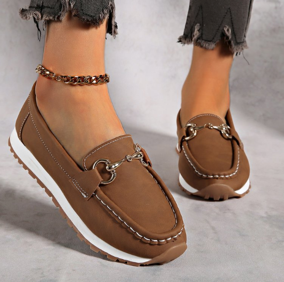 Amy Victoria | Flat Buckle Loafers