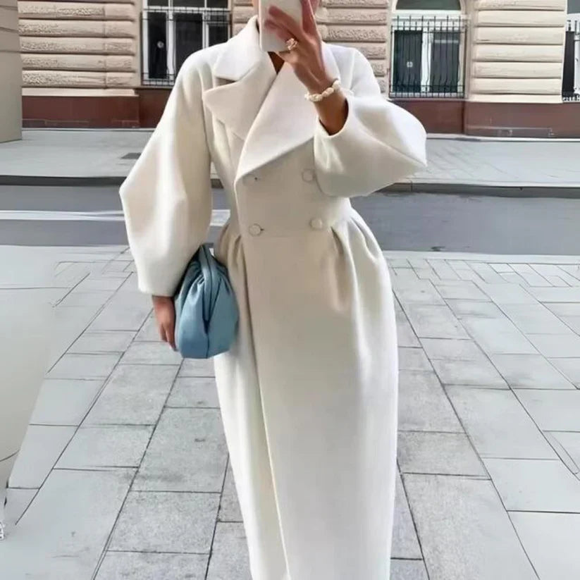 Amy Victoria | Elegant coat