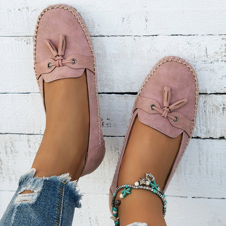 Amy Victoria | Comfortable Soft Moccasins
