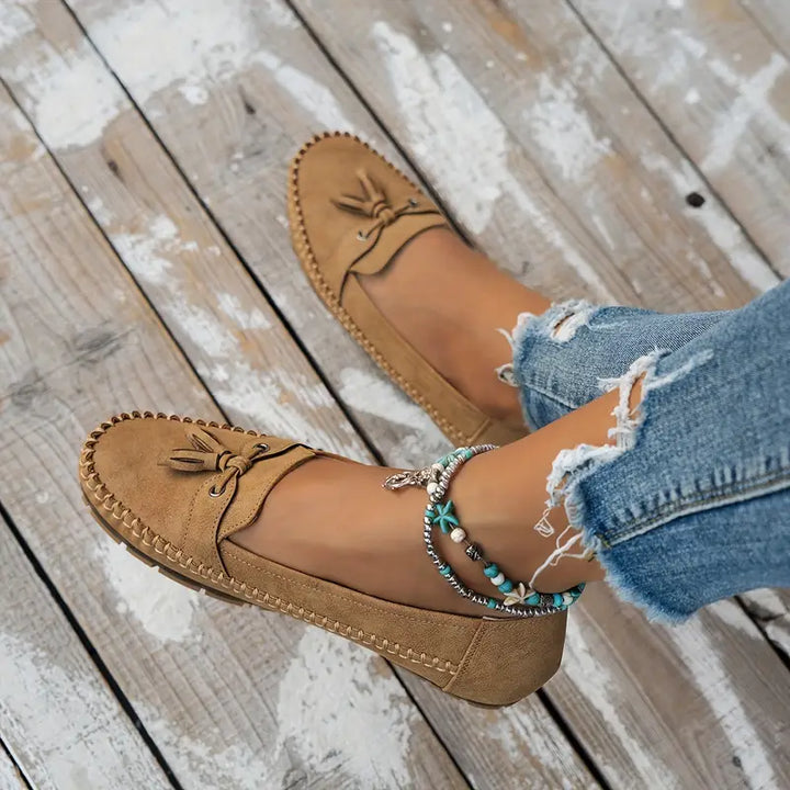 Amy Victoria | Comfortable Soft Moccasins