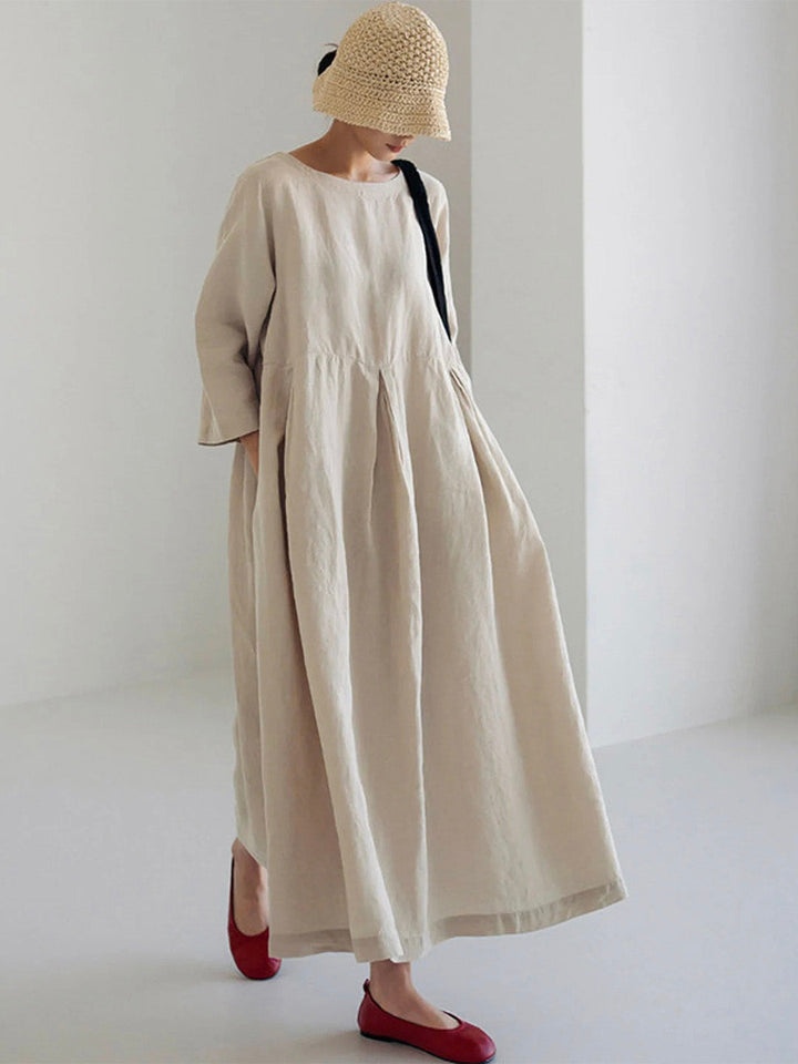 Amy Victoria | Loose linen dress with side pockets
