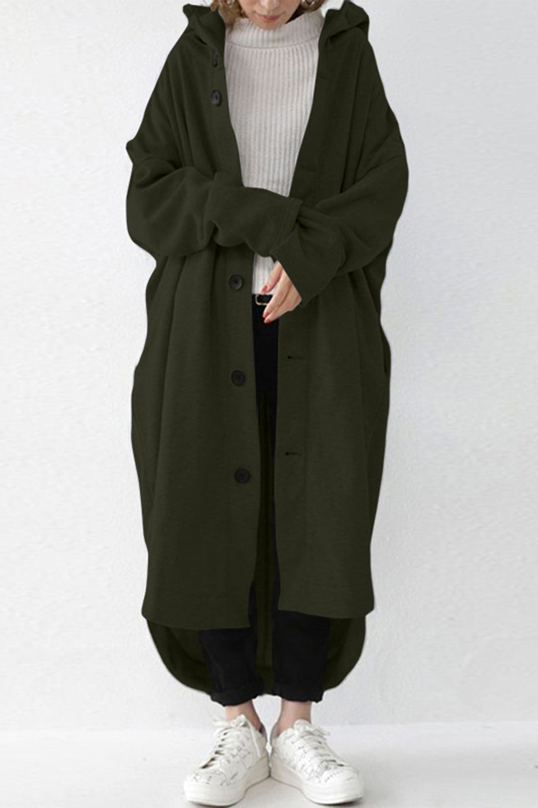 Amy Victoria | Buttoned coat with hooded pocket