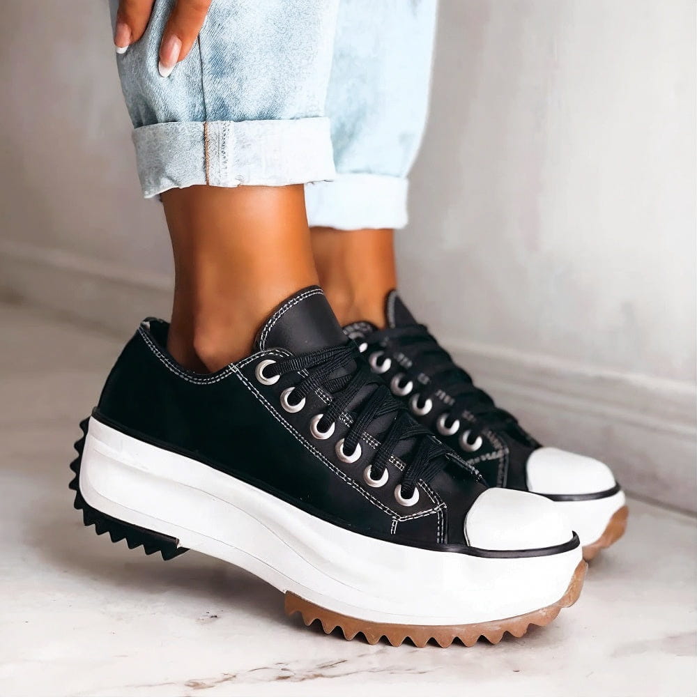 Amy Victoria | Sneakers with Great Sole