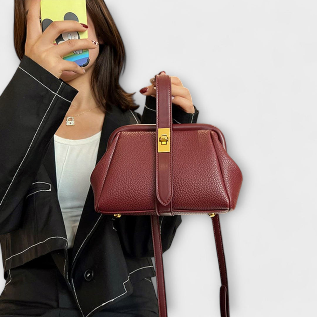 Amy Victoria | Retro Bag