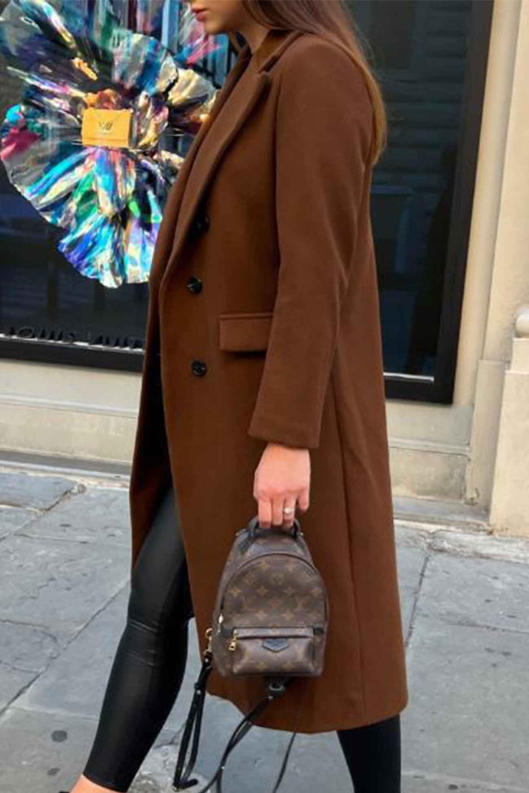 Amy Victoria | Double-breasted coat, lapels, long sleeves